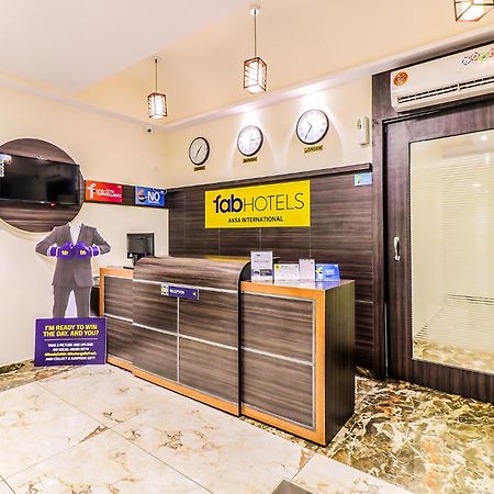 Fabhotel Aksa International - Nr Mumbai International Airport Екстериор снимка