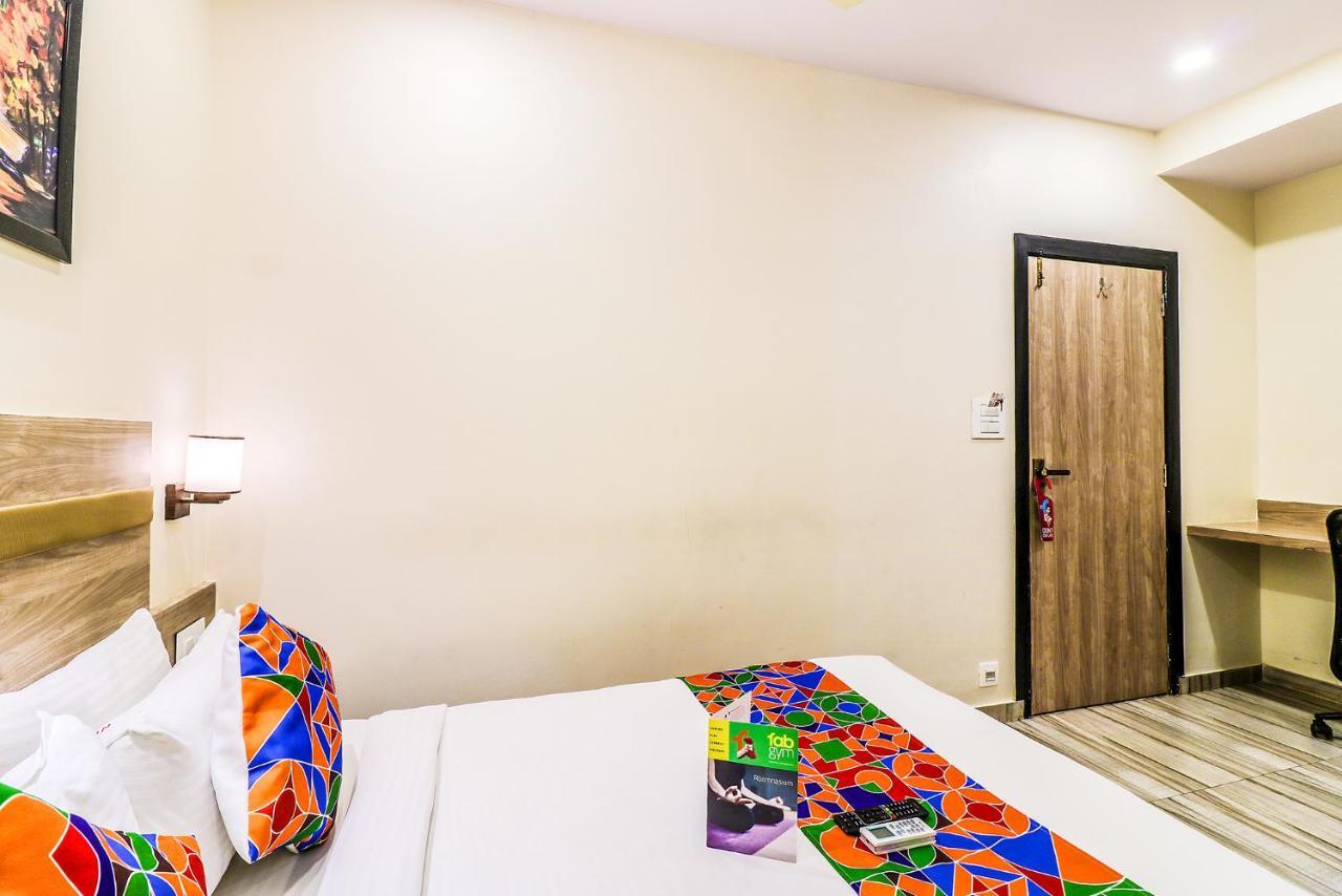 Fabhotel Aksa International - Nr Mumbai International Airport Екстериор снимка